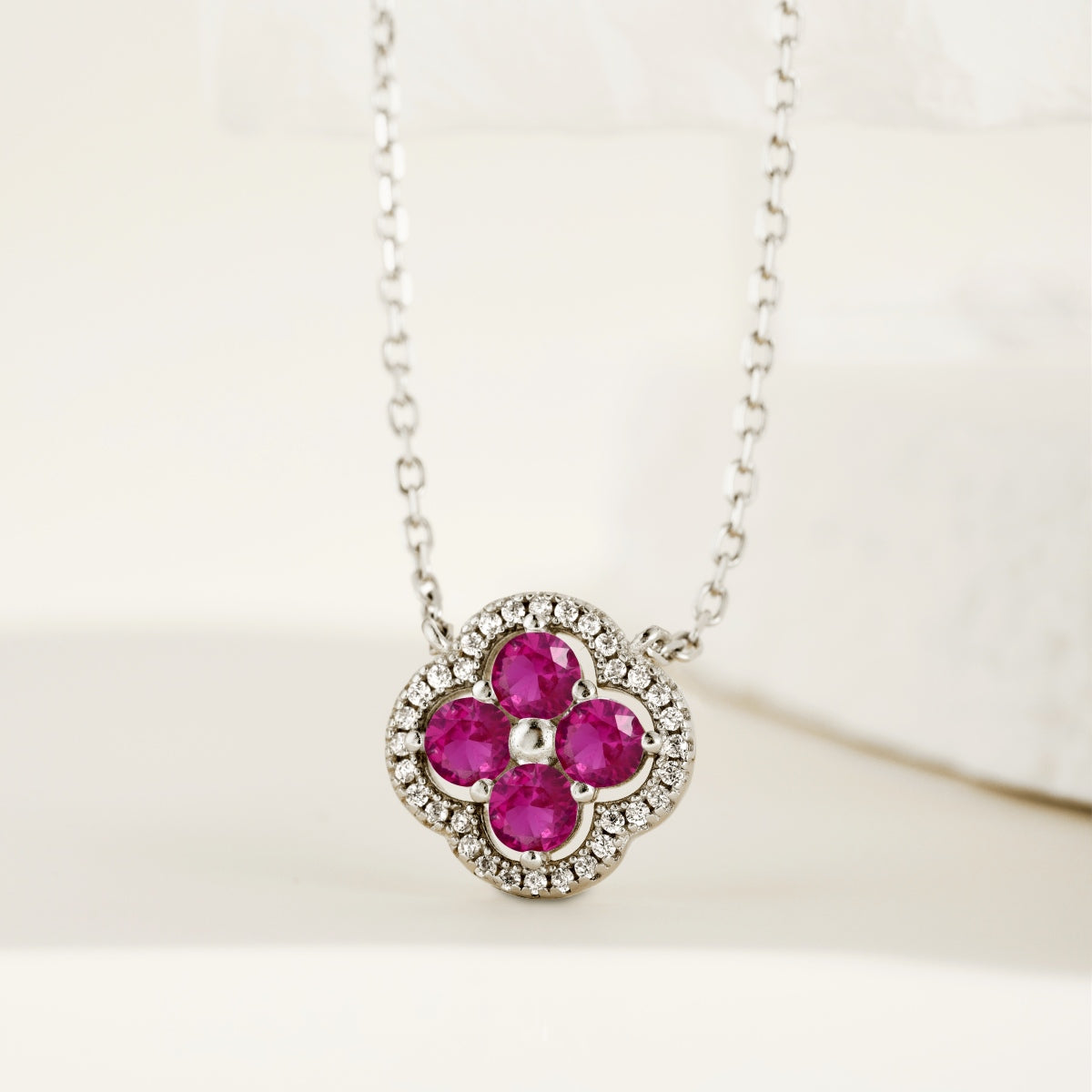 Clover necklace