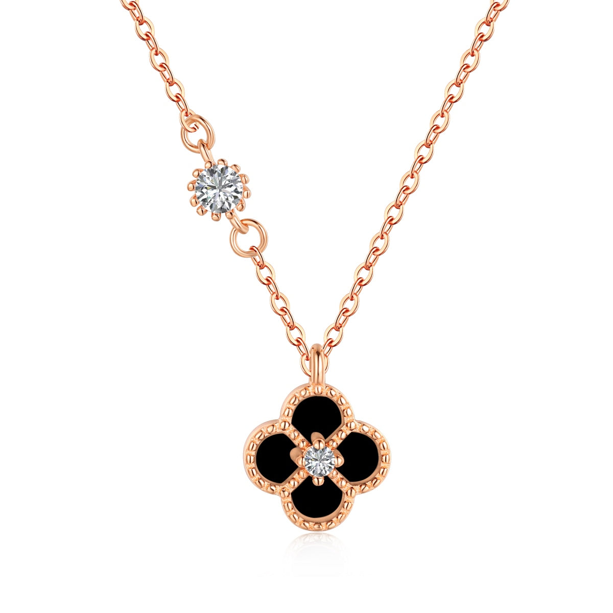 Four Leaf Clover Pearl necklace